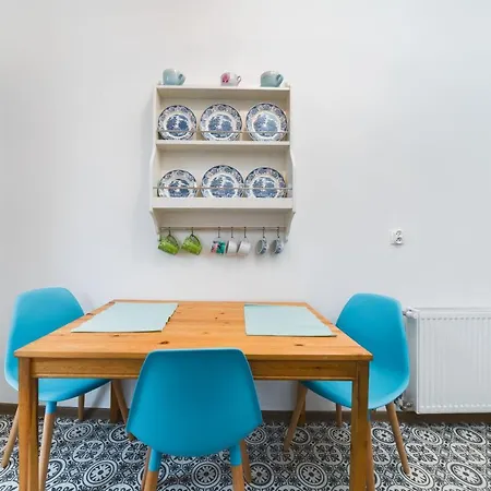 Apartment In The Jewish Quarter